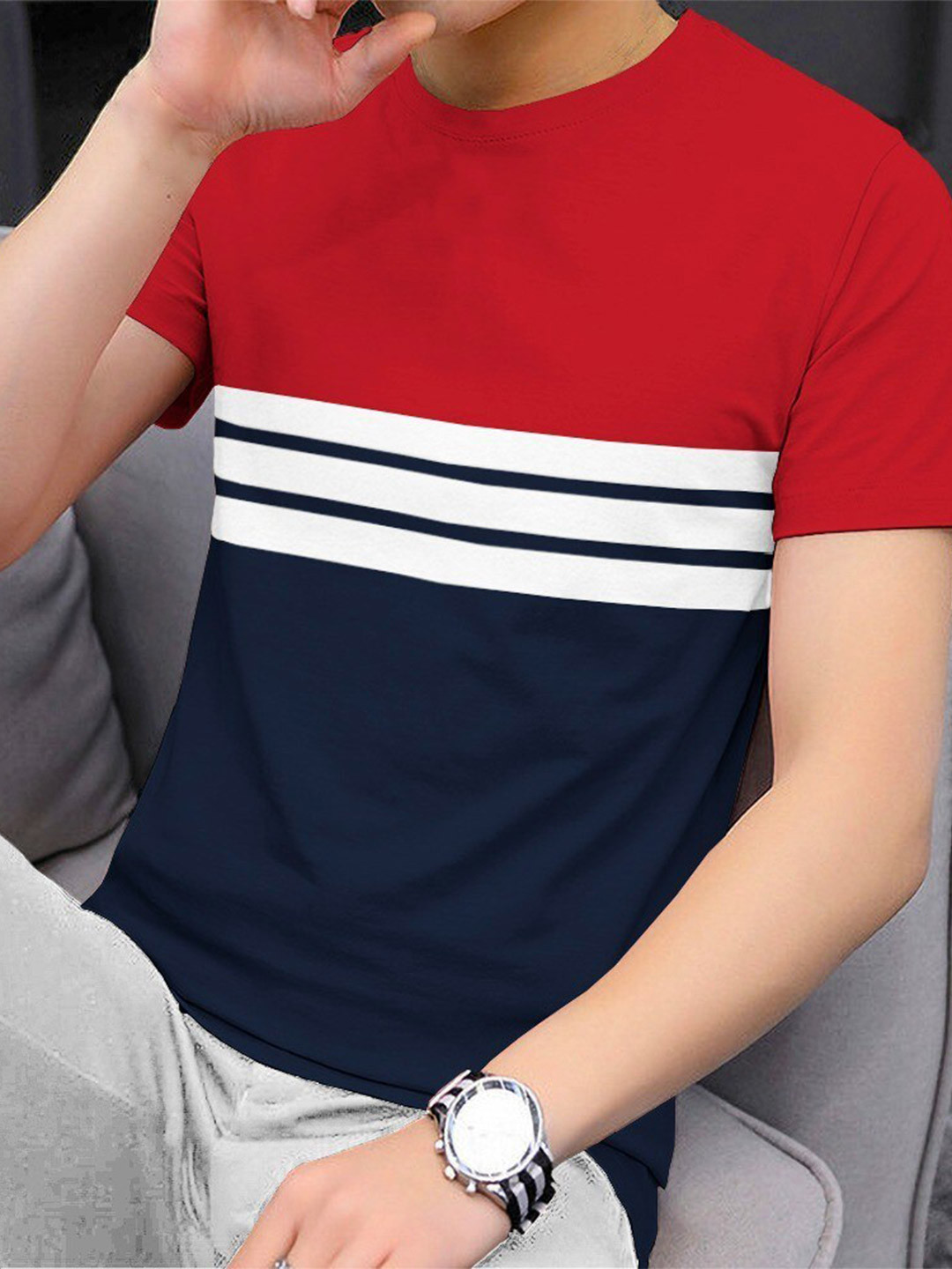 

BLIVE Colourblocked Round Neck Cotton T-shirt, Red