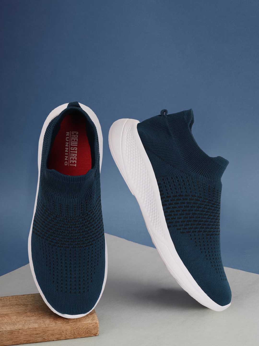 

Crew STREET Men Woven Design Lightweight Mid-Top Slip-On Sneakers, Teal