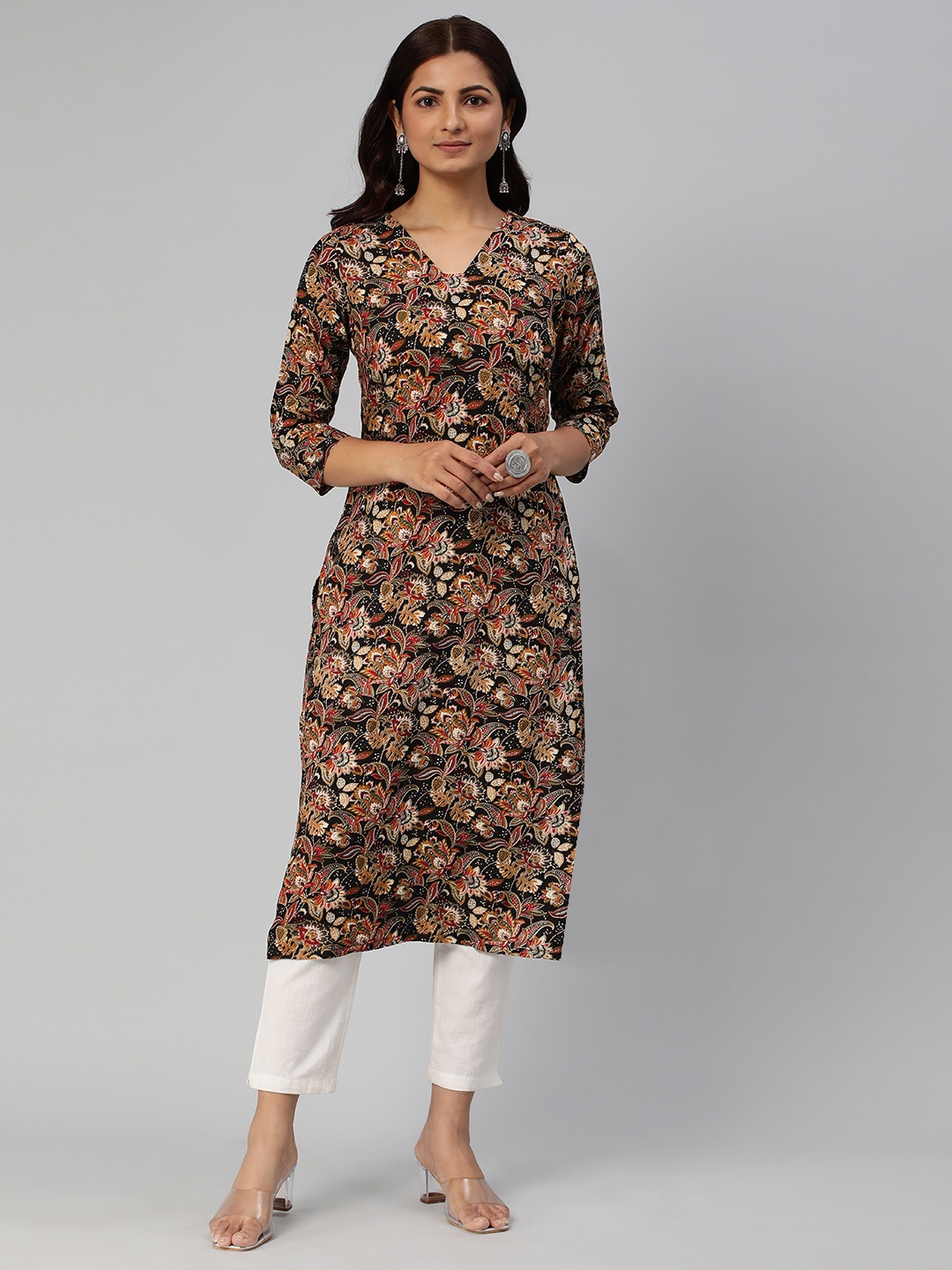 

KALINI Women Floral Printed Straight Kurta, Black