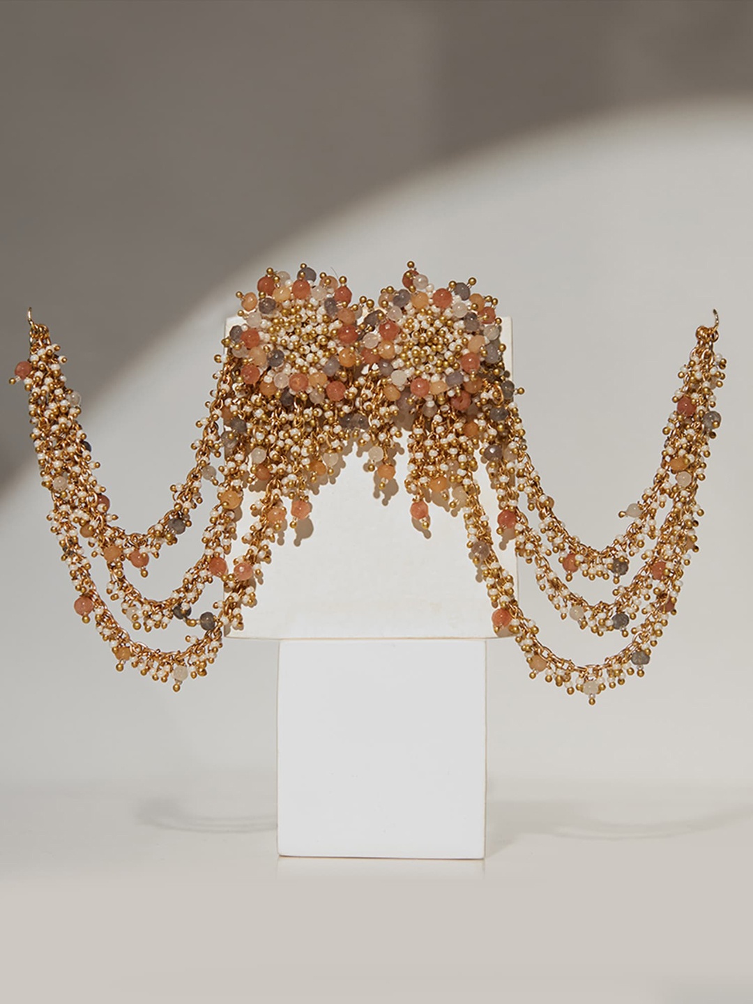 

D'oro Gold-Plated Floral Design Contemporary Ear Cuff Earrings