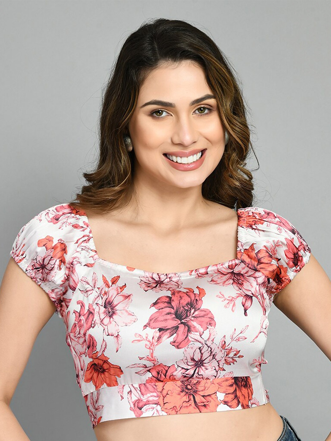 

PRETTY LOVING THING Floral Printed Puff Sleeves Styled Back Crop Top, Off white