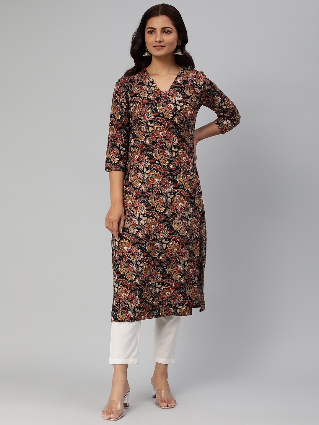 

HRITIKA Women Floral Printed Straight Kurta, Black