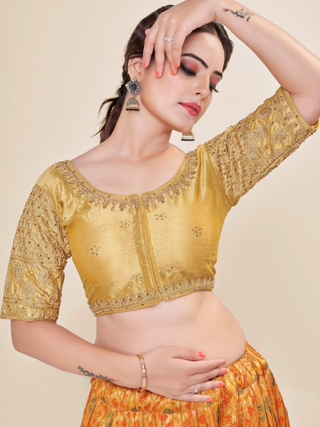

HIMRISE Embroidered Round Neck Saree Blouse, Gold