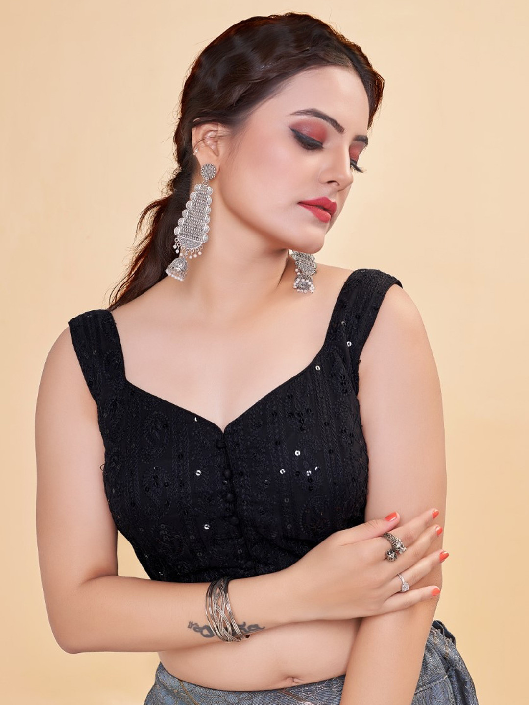 

HIMRISE Embroidered Sleeveless Georgette Saree Blouse, Black