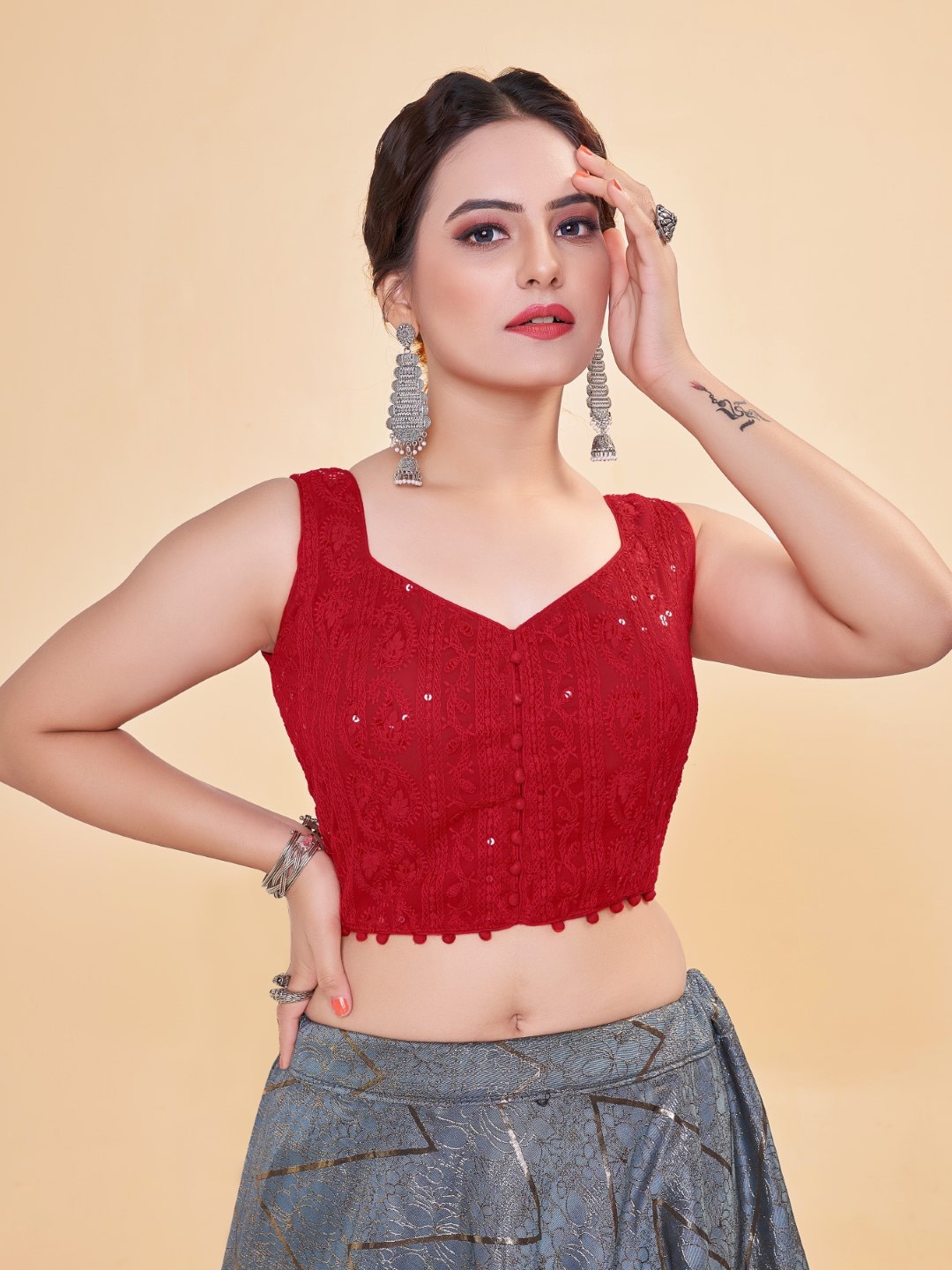

HIMRISE Embroidered Sweetheart Neck Sleeveless Georgette Saree Blouse, Red