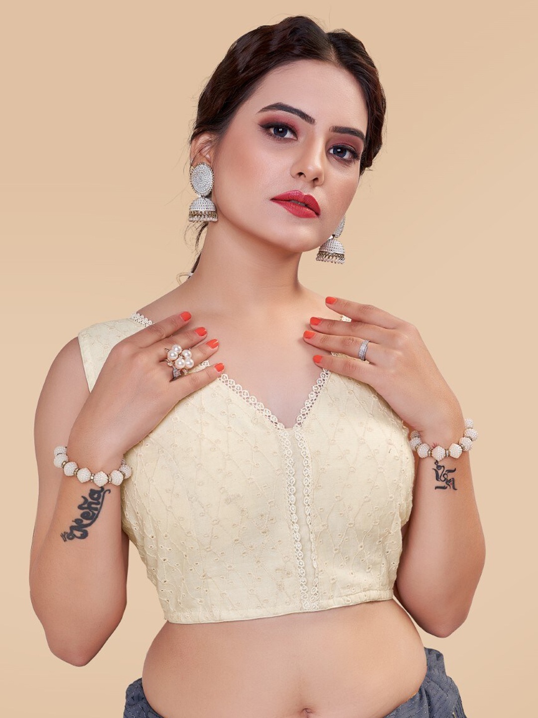 

HIMRISE Embroidered Saree Blouse, Cream