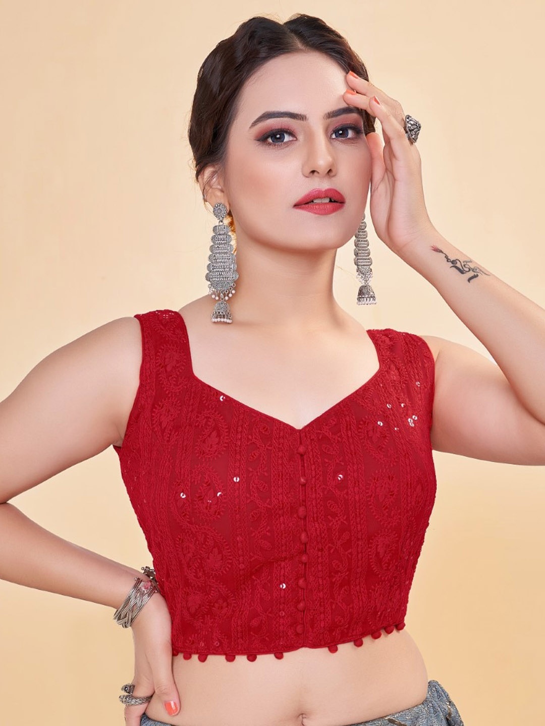 

HIMRISE Embroidered Sweetheart Neck Georgette Saree Blouse, Red