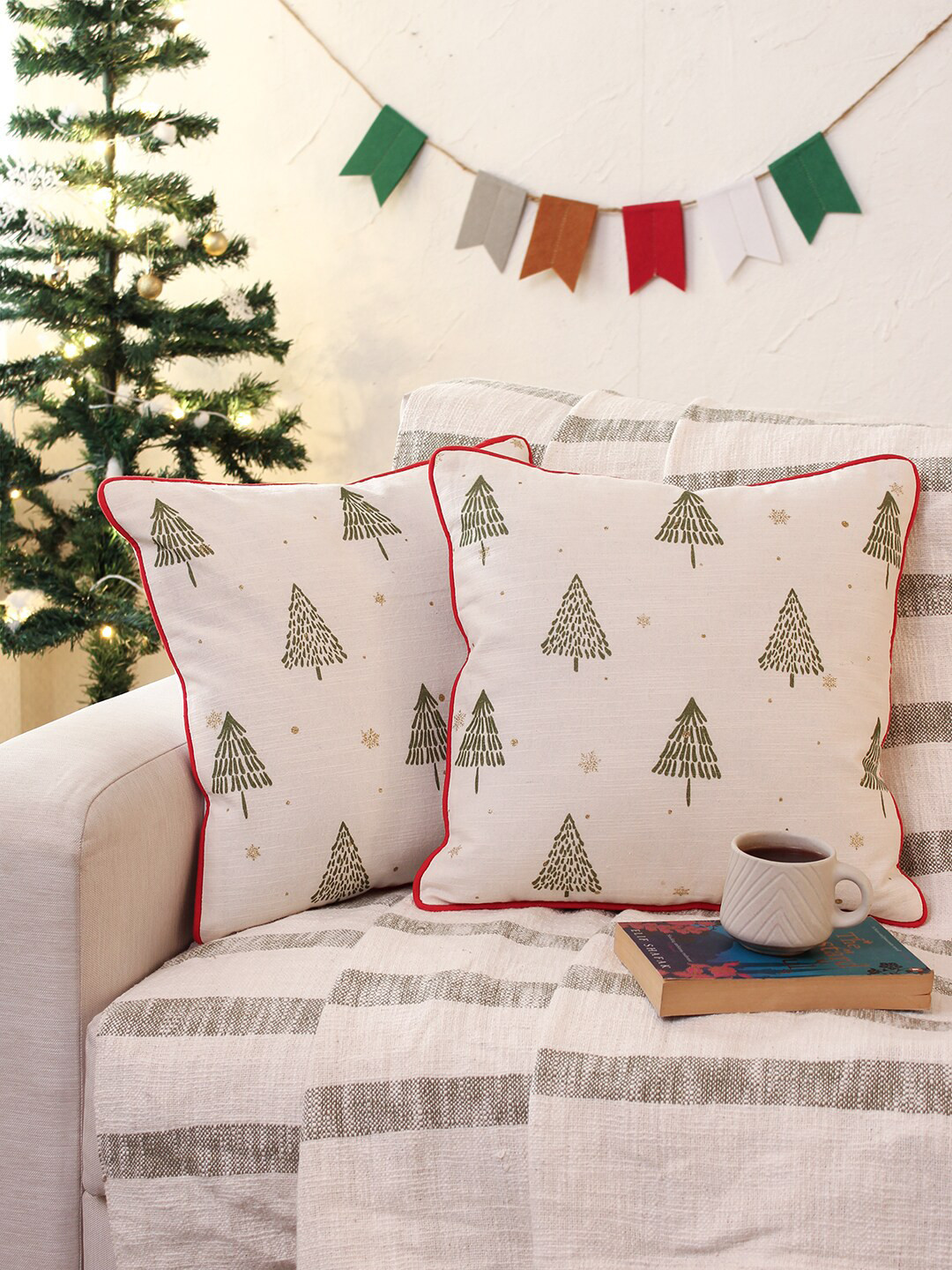 

House This Sparkling Tree Green & Cream-Coloured Ethnic Motifs Cotton Square Cushion Cover