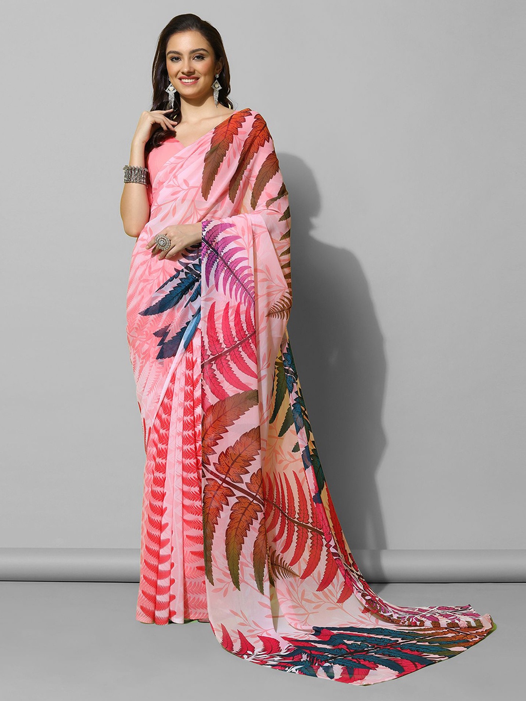 

Mitera Floral Printed Saree, Pink