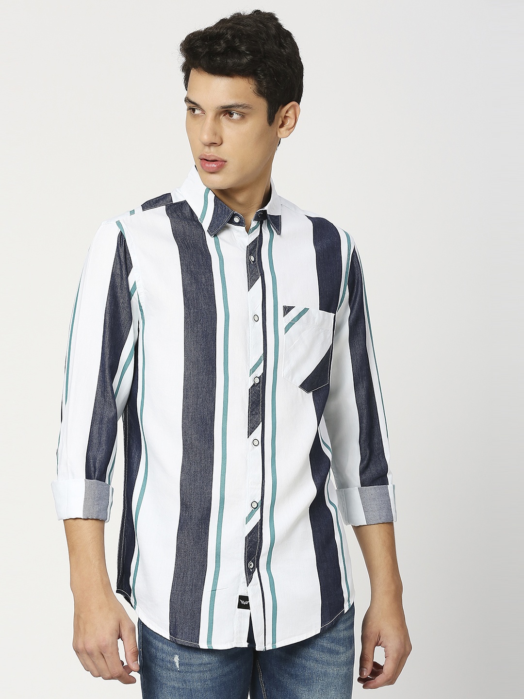 

VALEN CLUB Slim Fit Vertical Striped Pure Cotton Shirt, White