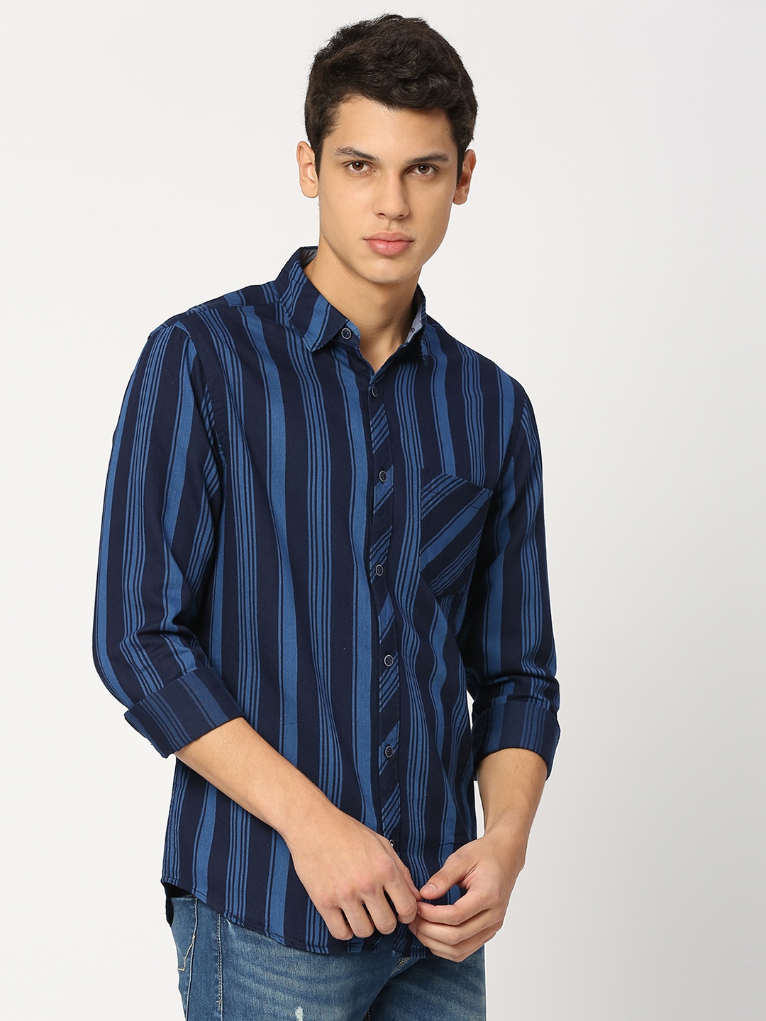 

VALEN CLUB Slim Fit Vertical Striped Pure Cotton Shirt, Blue