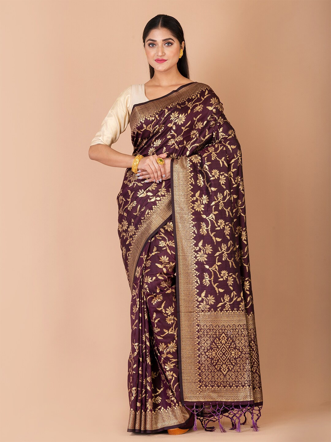 

Laa Calcutta Floral Silk Blend Banarasi Zari Saree With Tassel, Purple
