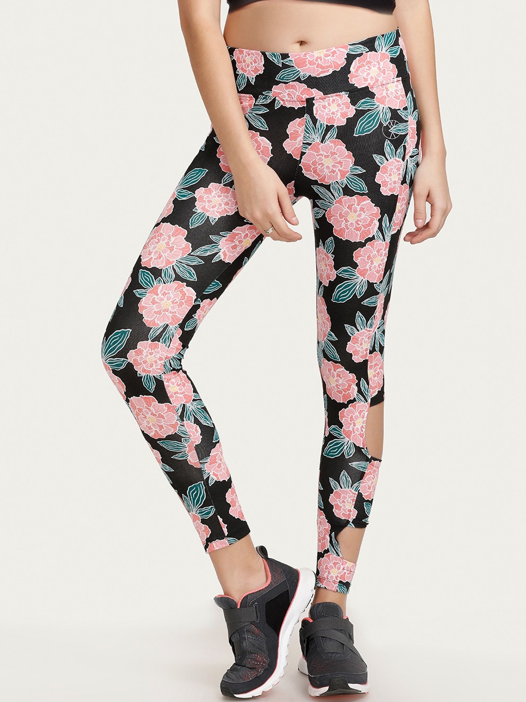 

WEST VOGUE by Zivame Black Floral Tights