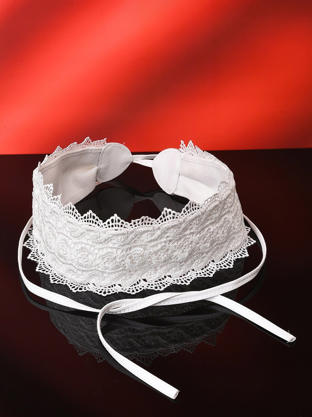 

HAUTE SAUCE by Campus Sutra Women Textured Lace Tie-Up Belt, White