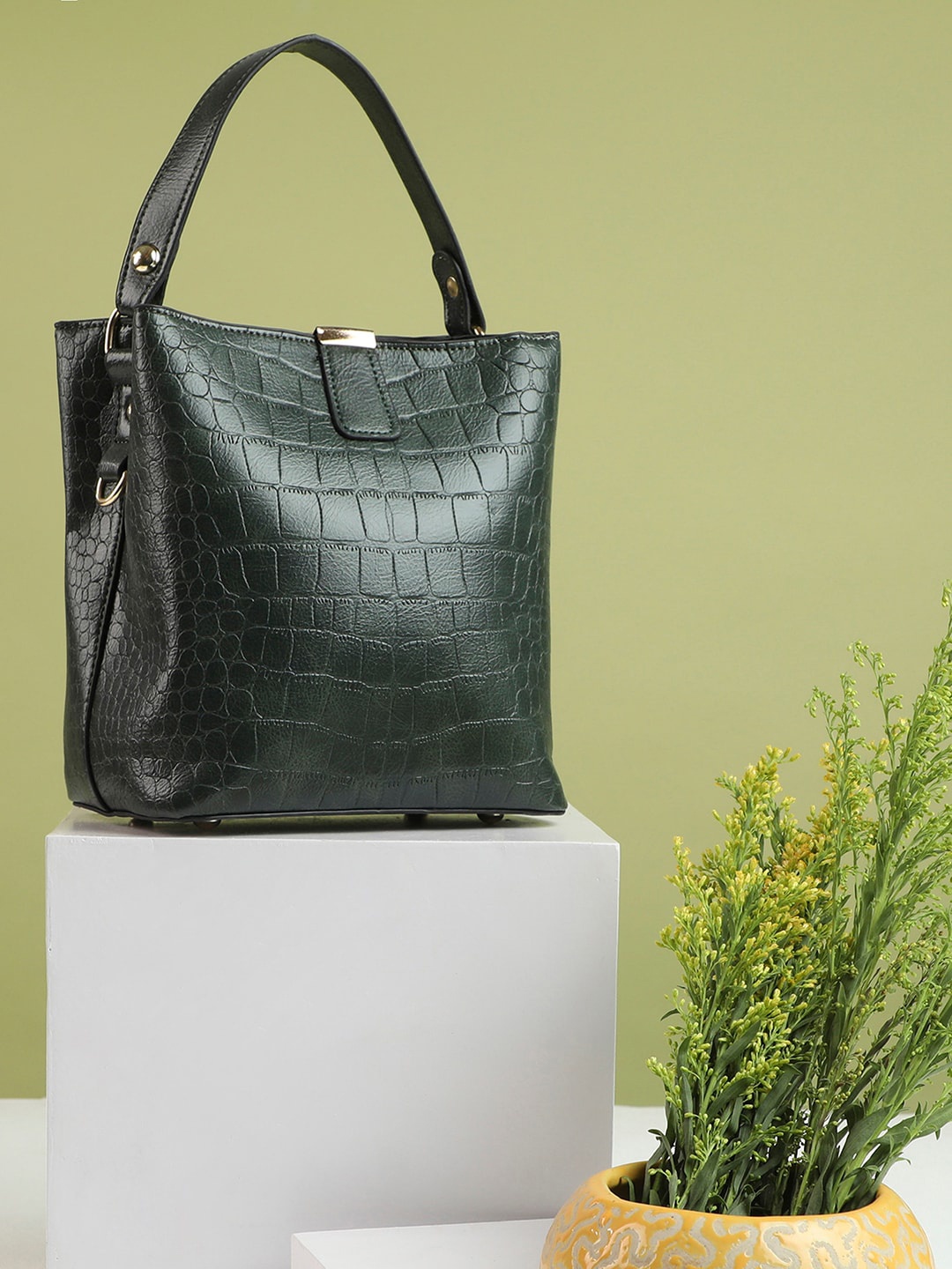 HAUTE SAUCE by Campus Sutra Textured Oversized Structured Shoulder Bag, Green