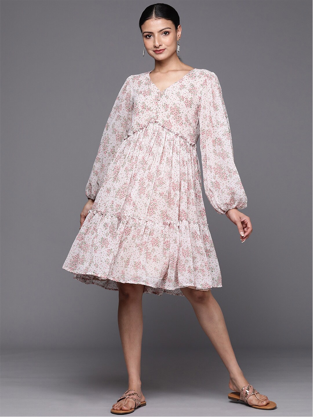 

Varanga Off White & Pink Floral Printed Puff Sleeves Tiered A-Line Dress