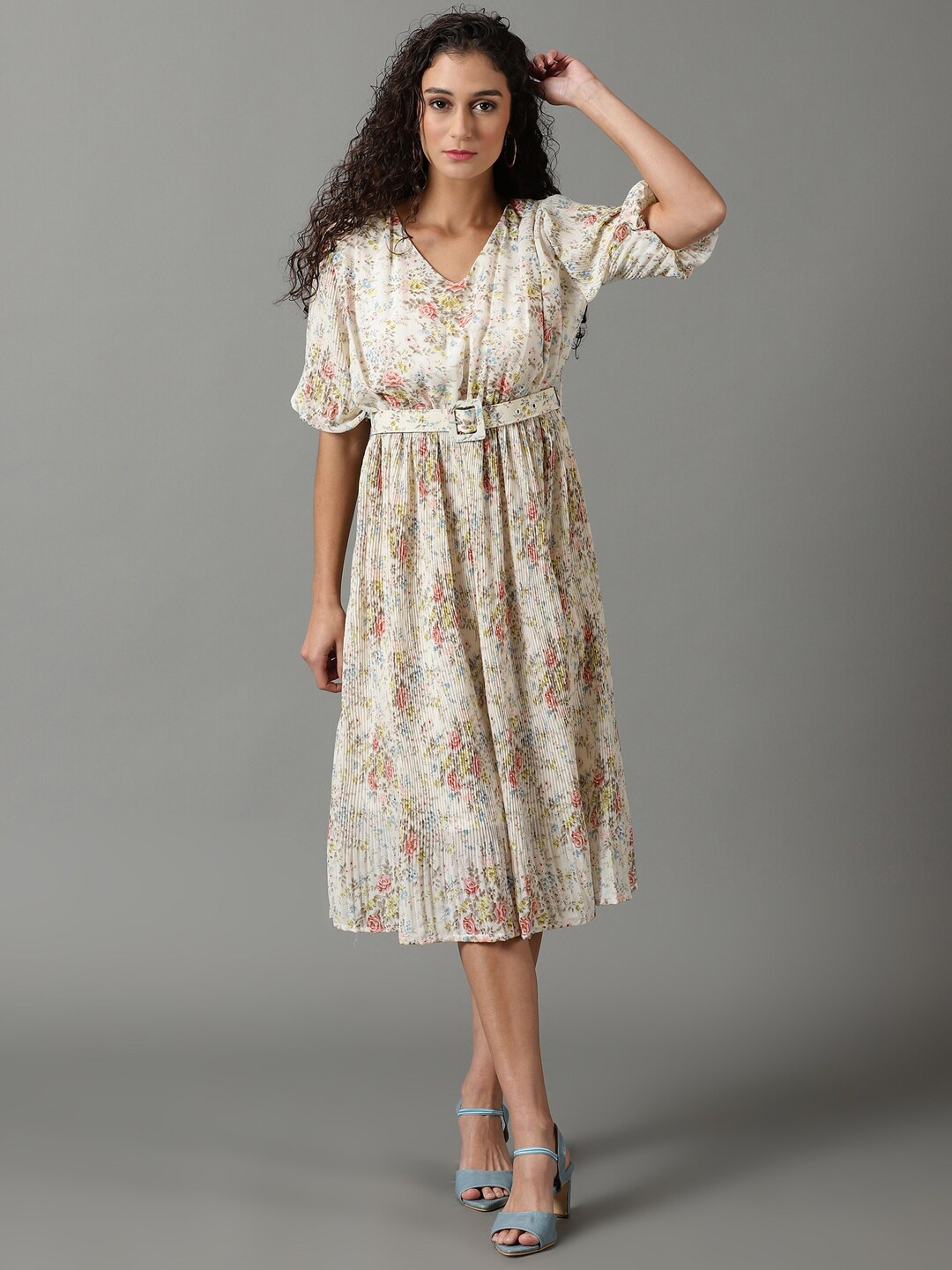 

SHOWOFF Floral Printed Flared Sleeves Accordion Pleats Fit & Flare Midi Dress With Belt, Off white