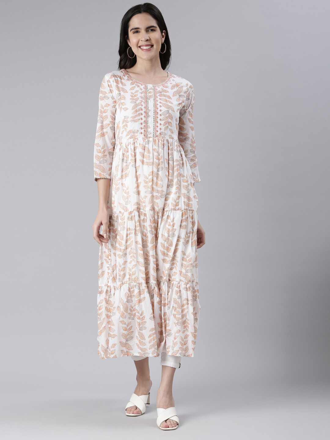 

Neerus Floral Print A-Line Midi Dress, Peach
