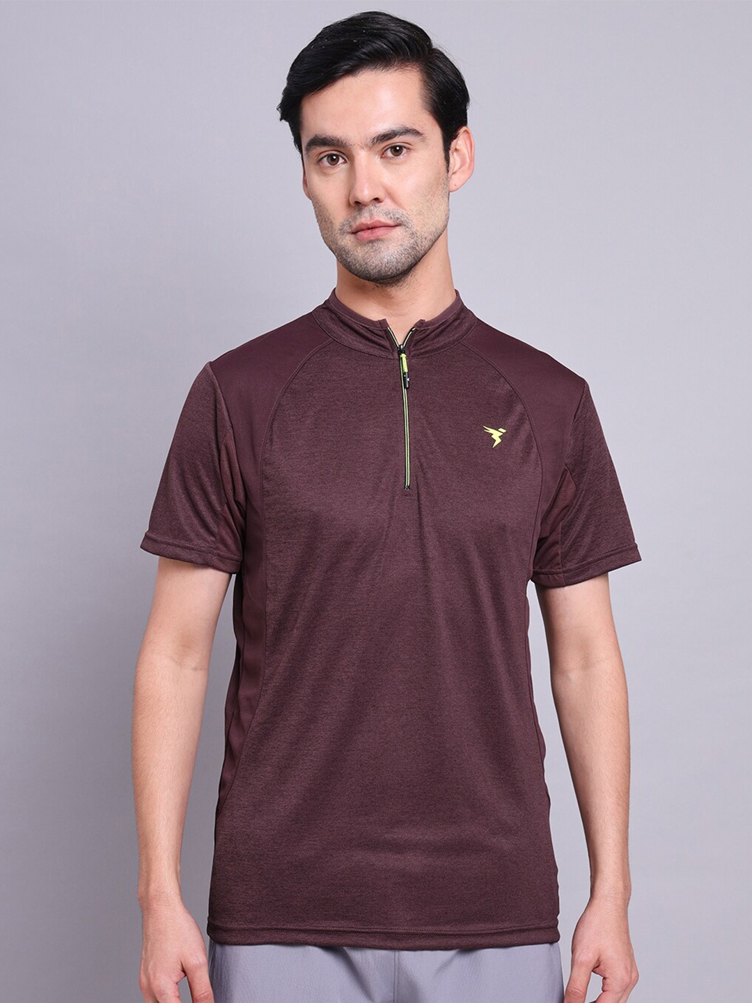 

Technosport Mock Neck Antimicrobial Slim Fit T-Shirt, Burgundy