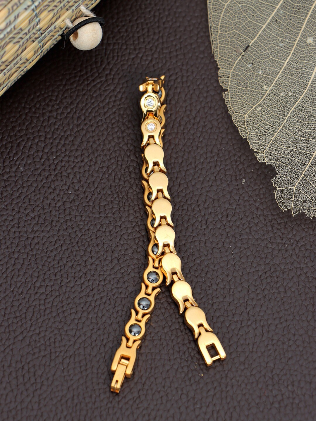 

UNIVERSITY TRENDZ Women Gold-Plated Crystal Link Bracelet