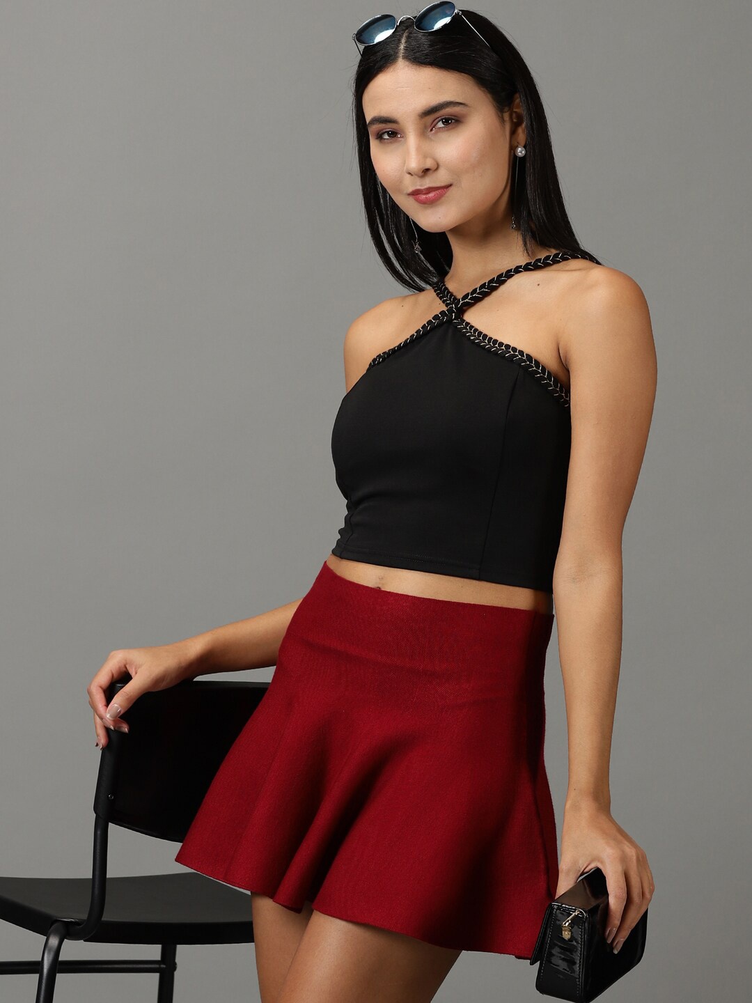 

SHOWOFF Shoulder straps Fitted Crop Top, Black