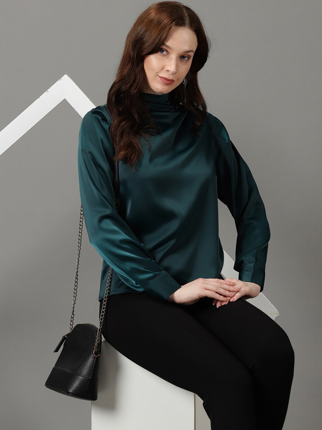 

SHOWOFF High Neck Cuffed Sleeves Satin Top, Green