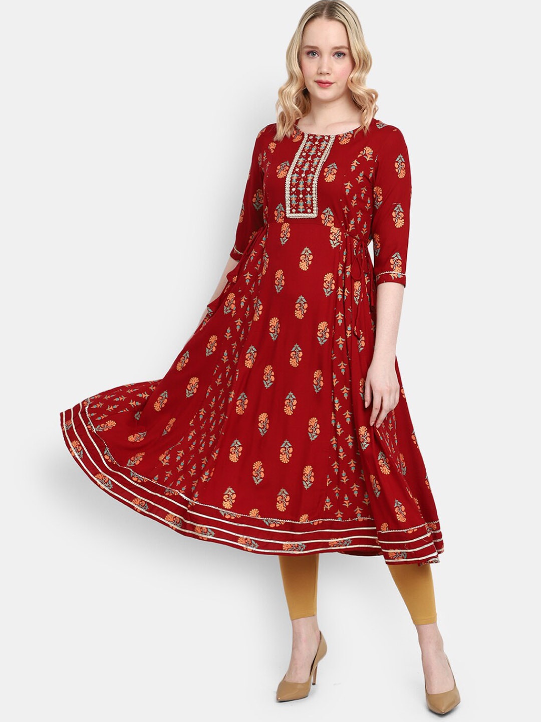 

V-Mart Floral Printed Gotta Patti Anarkali Kurta, Maroon