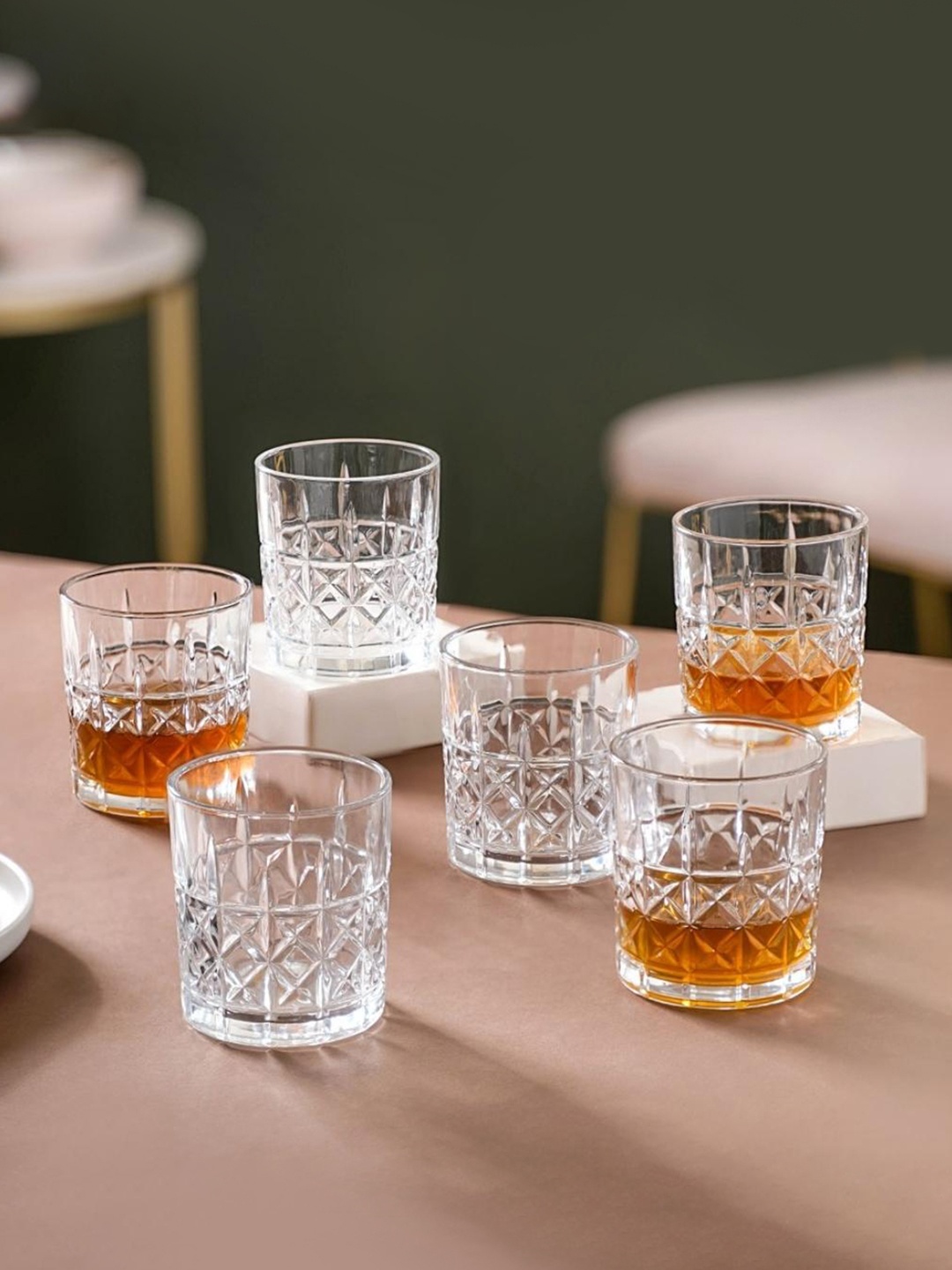 

Nestasia 6 Pcs Transparent Textured Whisky Glasses - 300 ml Each