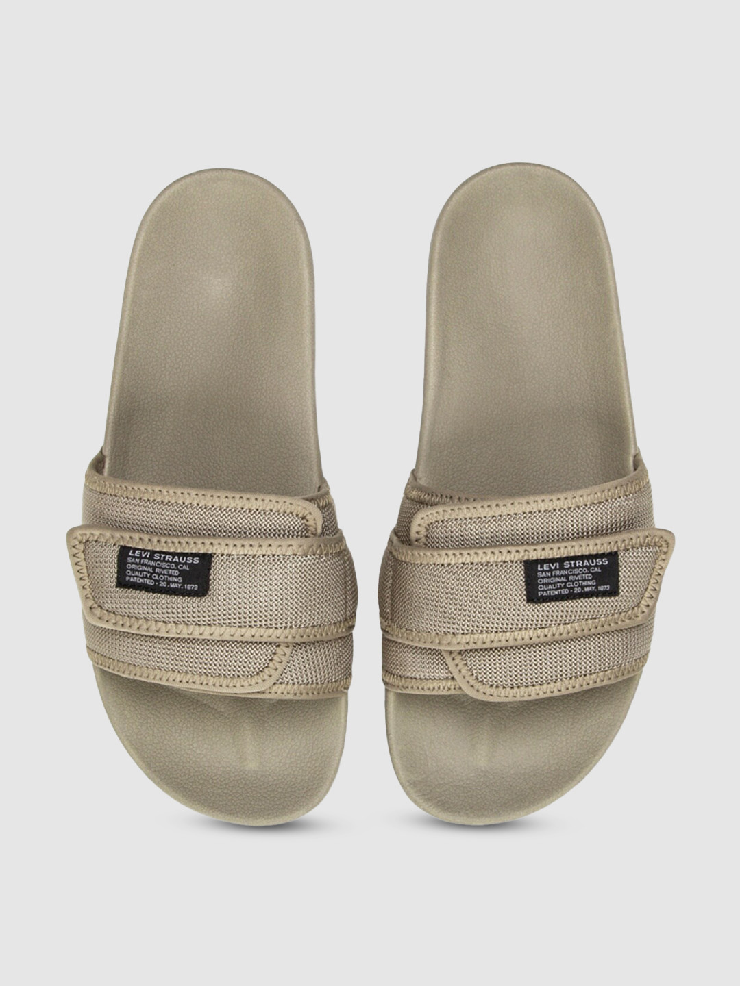 

Levis Men Textured Sliders, Brown