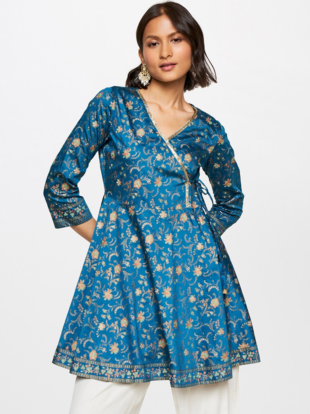 

Global Desi Women Teal Floral Printed Thread Work Anarkali Kurta