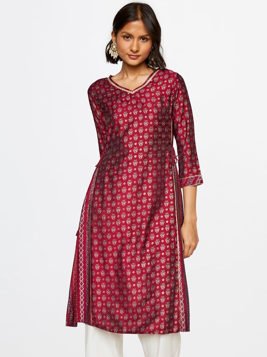 

Global Desi Floral Printed Gotta Patti Anarkali Kurta, Maroon