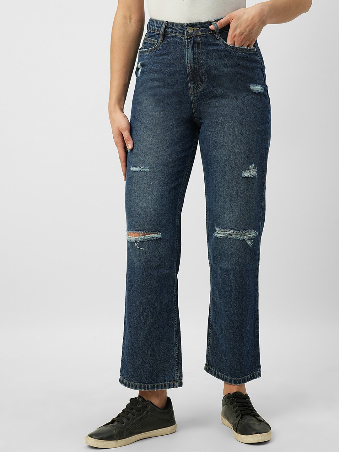 

Kraus Jeans Women Straight Fit High-Rise Mildly Distressed Light Fade Jeans, Blue