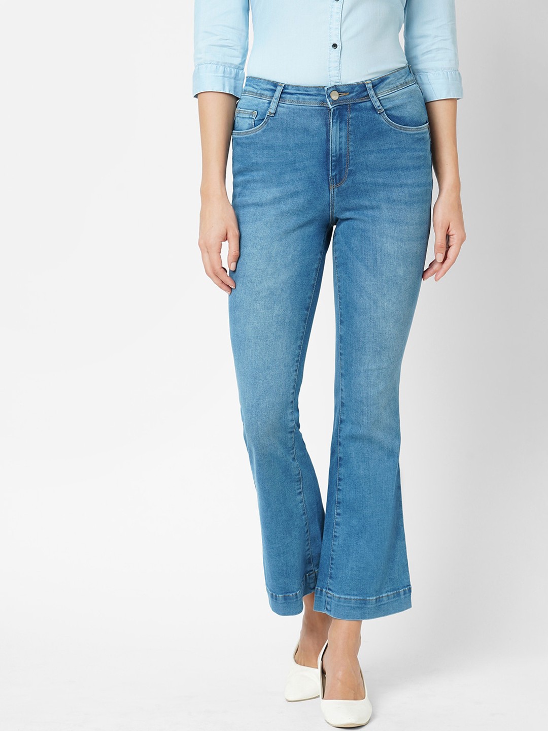 

Kraus Jeans Women Flared High-Rise Light Fade Jeans, Blue