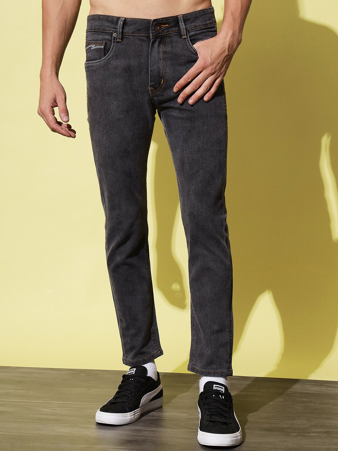 

UNITED DENIM Men Mid Rise Slim Fit Stretchable Cotton Jeans, Grey