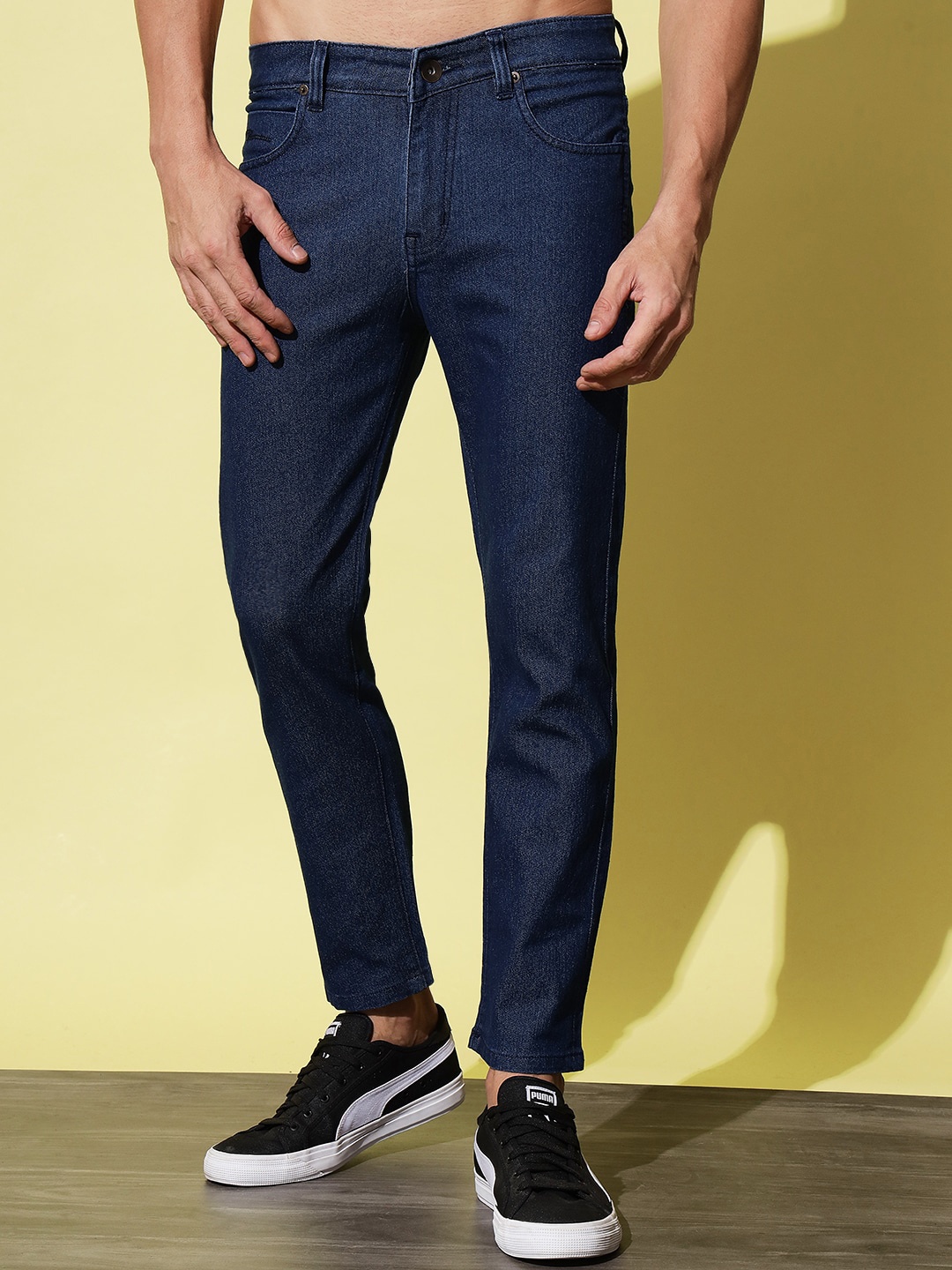 

UNITED DENIM Men Slim Fit Light Faded Stretchable Cotton Jeans, Navy blue