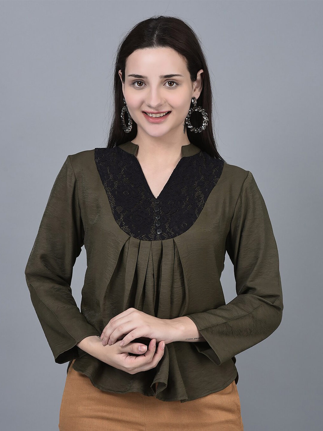 

CANOE V-Neck Lace-Up Top, Olive