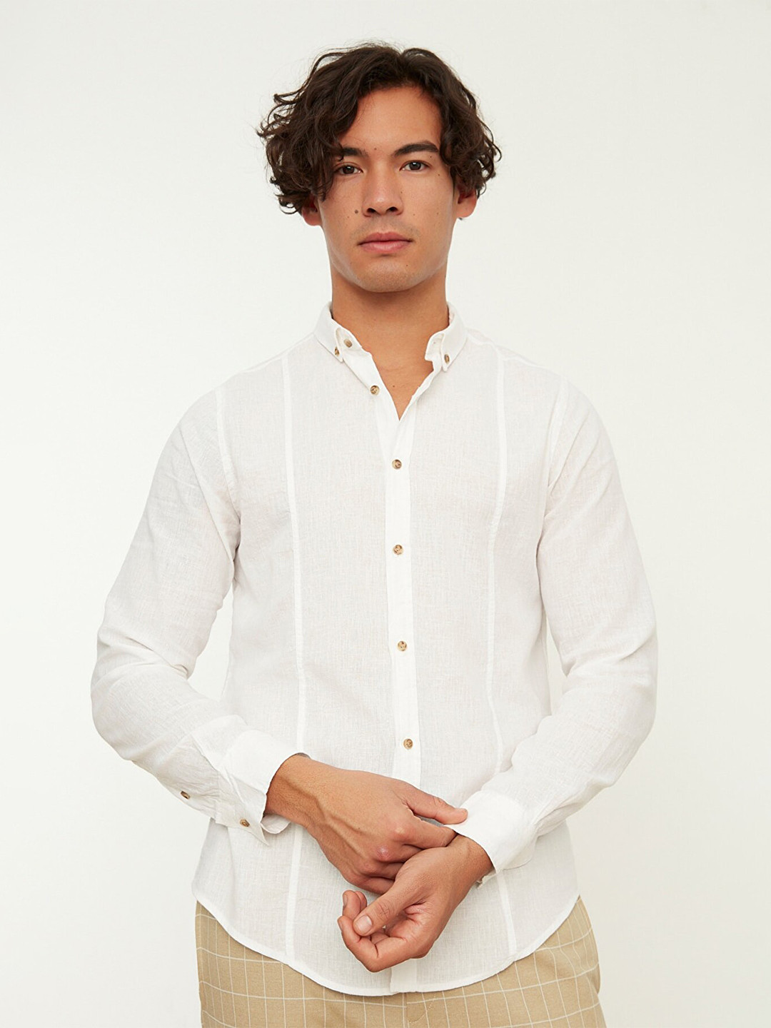 

Trendyol Button-Down Collar Casual Shirt, Off white