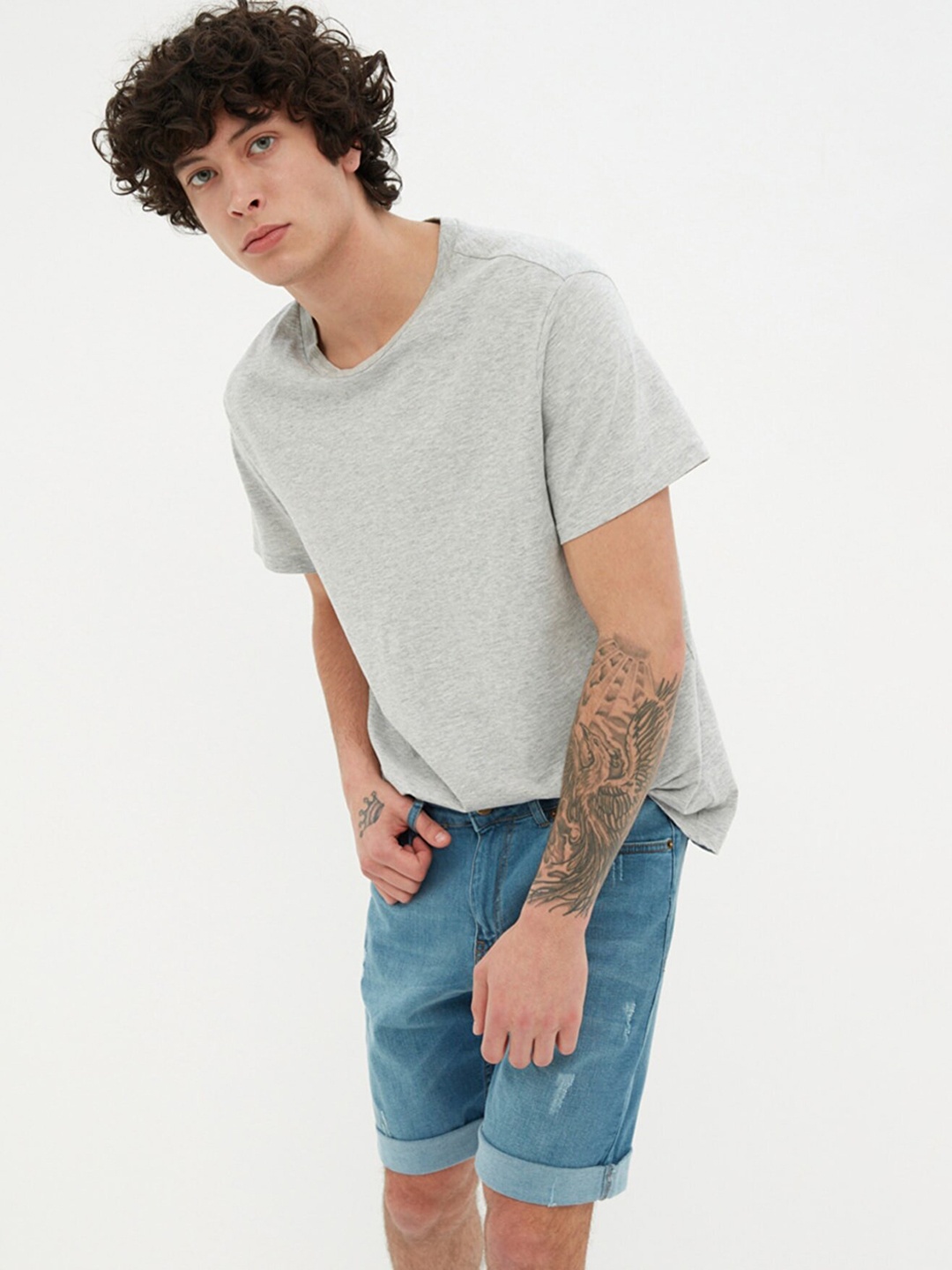 

Trendyol Men Mid-Rise Denim Shorts, Blue