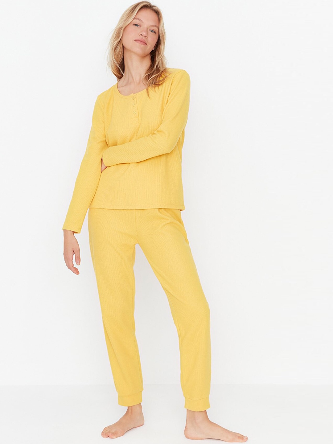 

Trendyol Round Neck Night Suit, Yellow