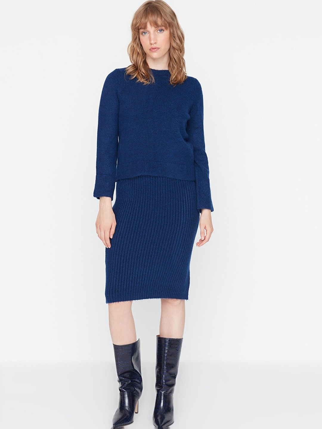 

Trendyol Self Design High Neck Long Sleeves Top With Skirt, Blue
