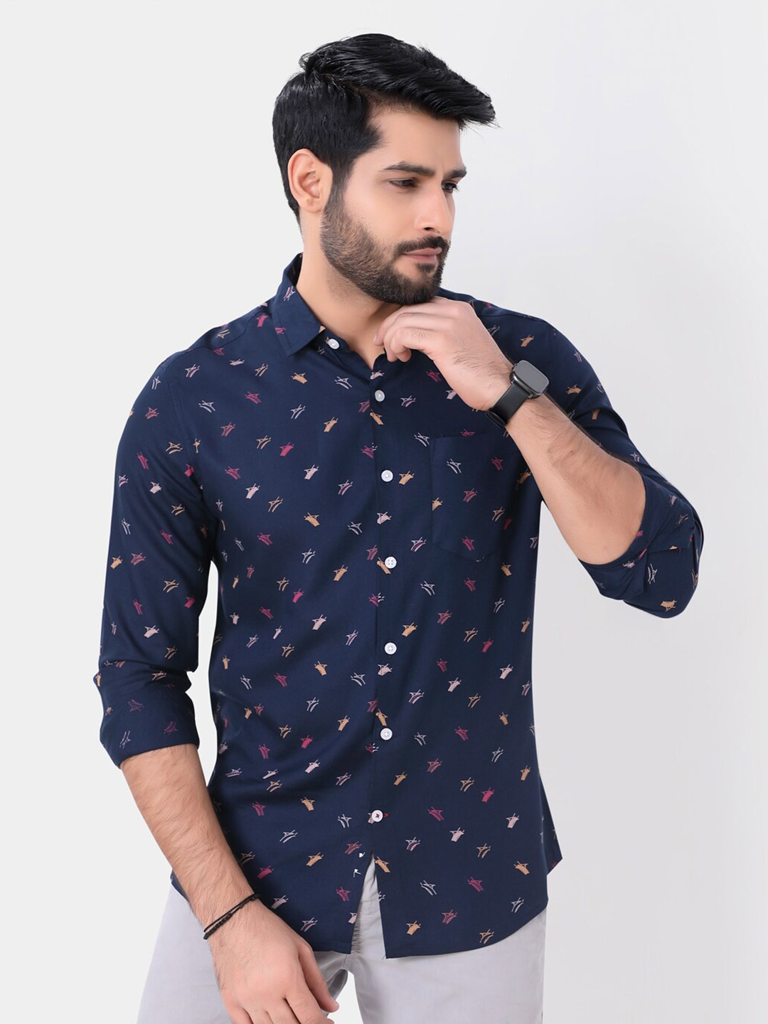 

VASTRADO Conversational Printed Spread Collar Casual Shirt, Navy blue
