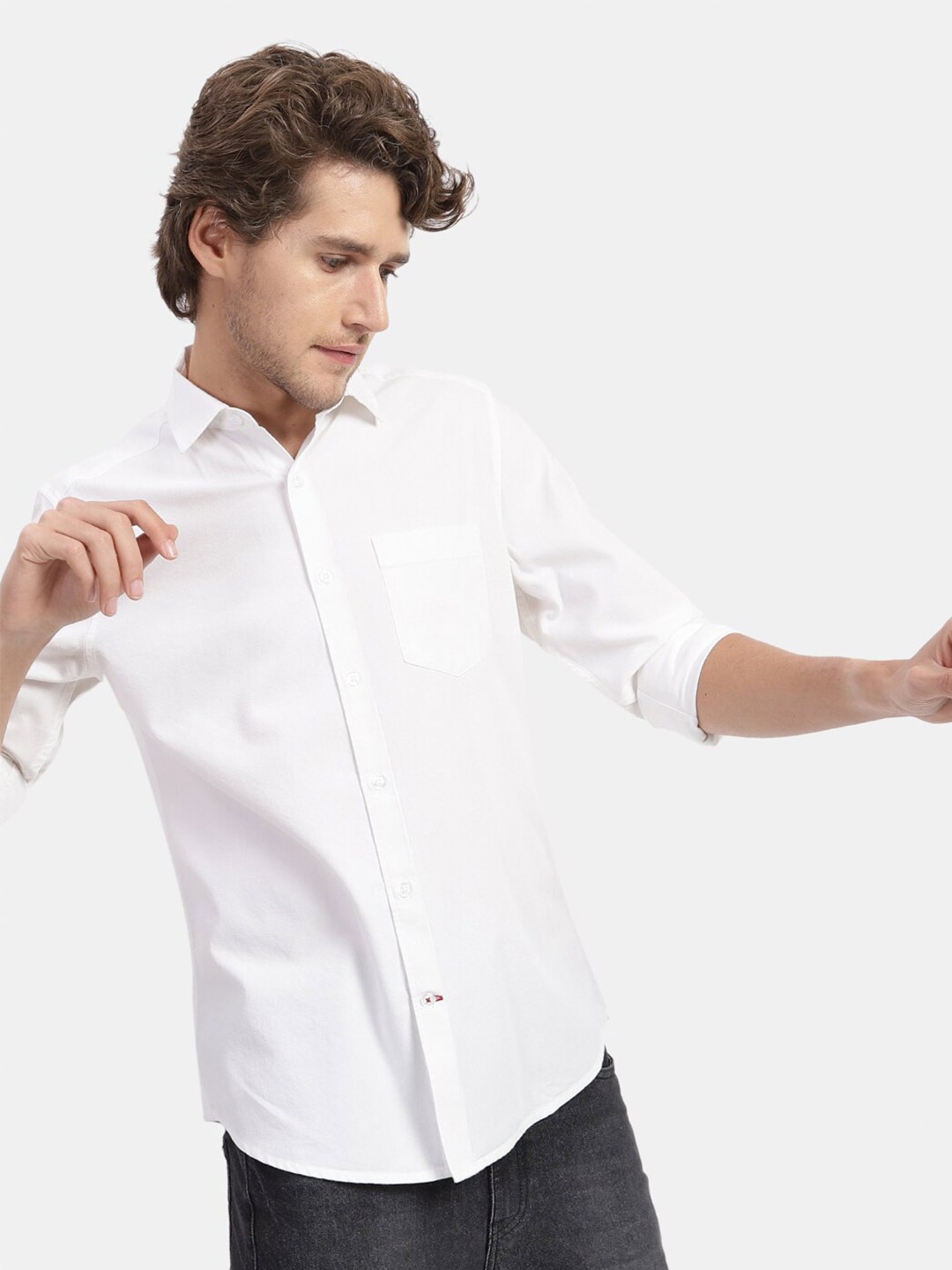 

VASTRADO Spread Collar Cotton Casual Shirt, White