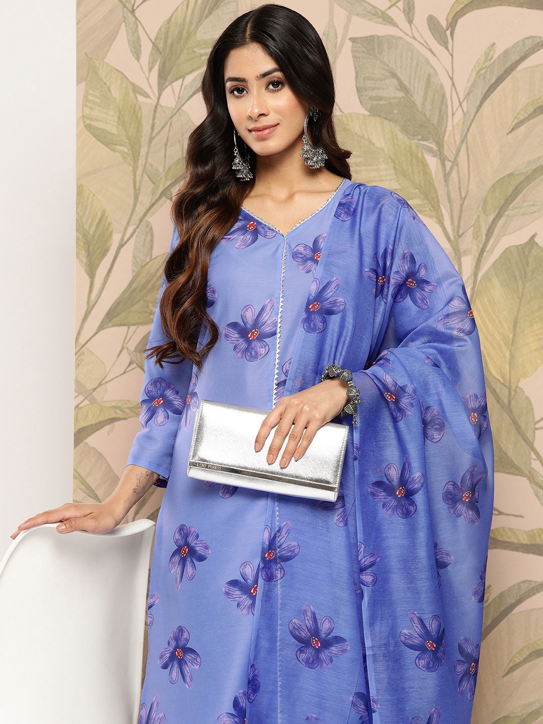 

Sangria Floral Printed Regular Gotta Patti Pure Cotton Kurta With Palazzos & Dupatta, Violet