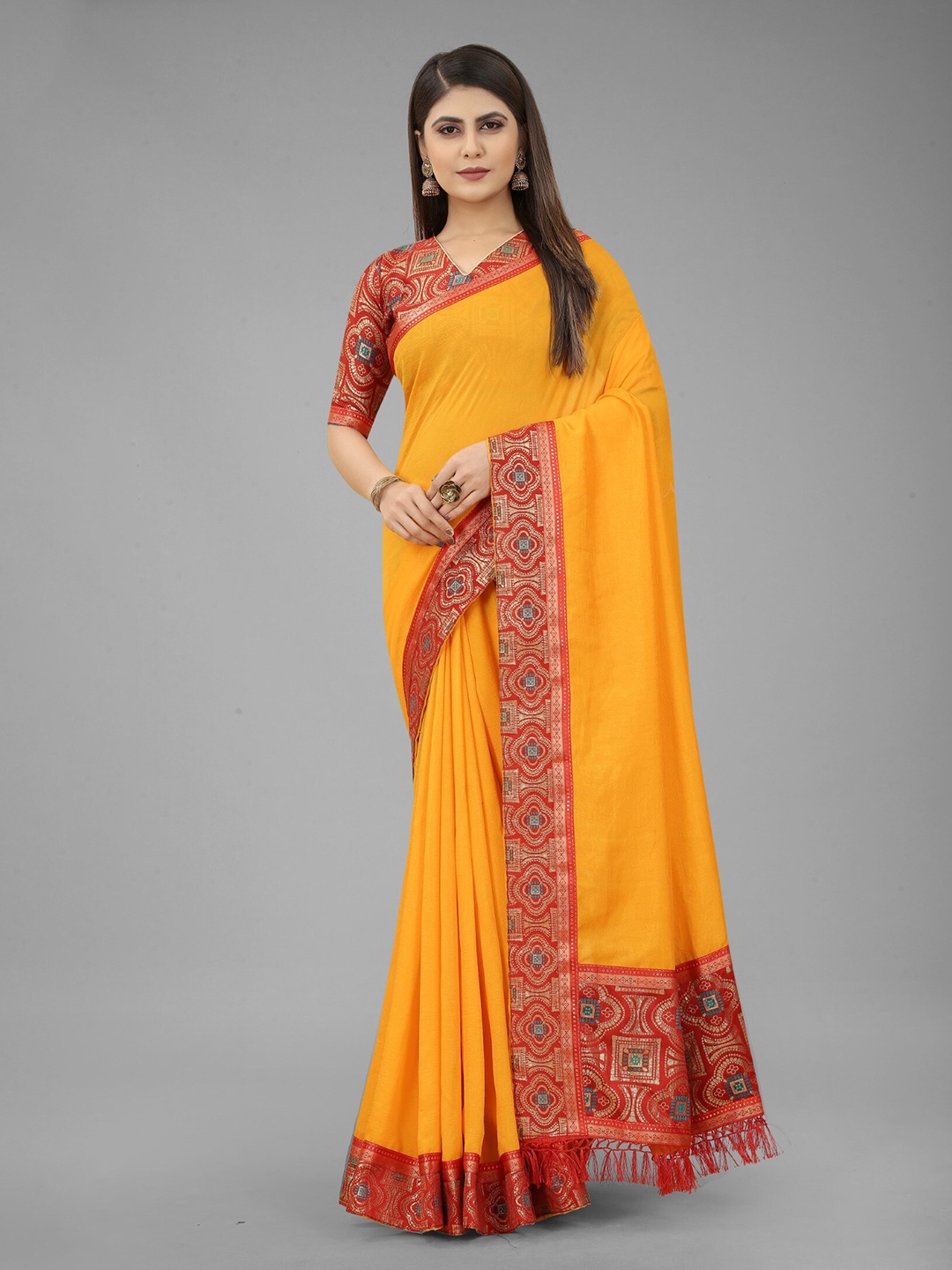 

ZEEPKART Woven Design Border Zari Kanjeevaram Saree, Yellow