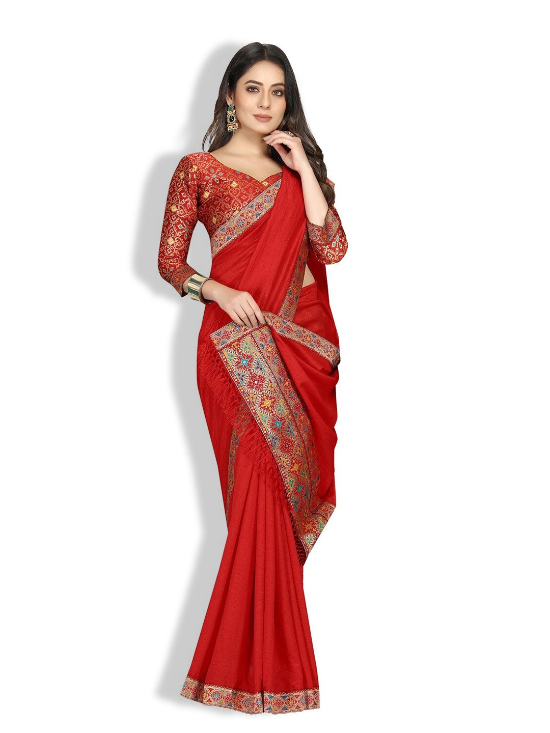 

ZEEPKART Ethnic Motif Printed Solid Saree, Red