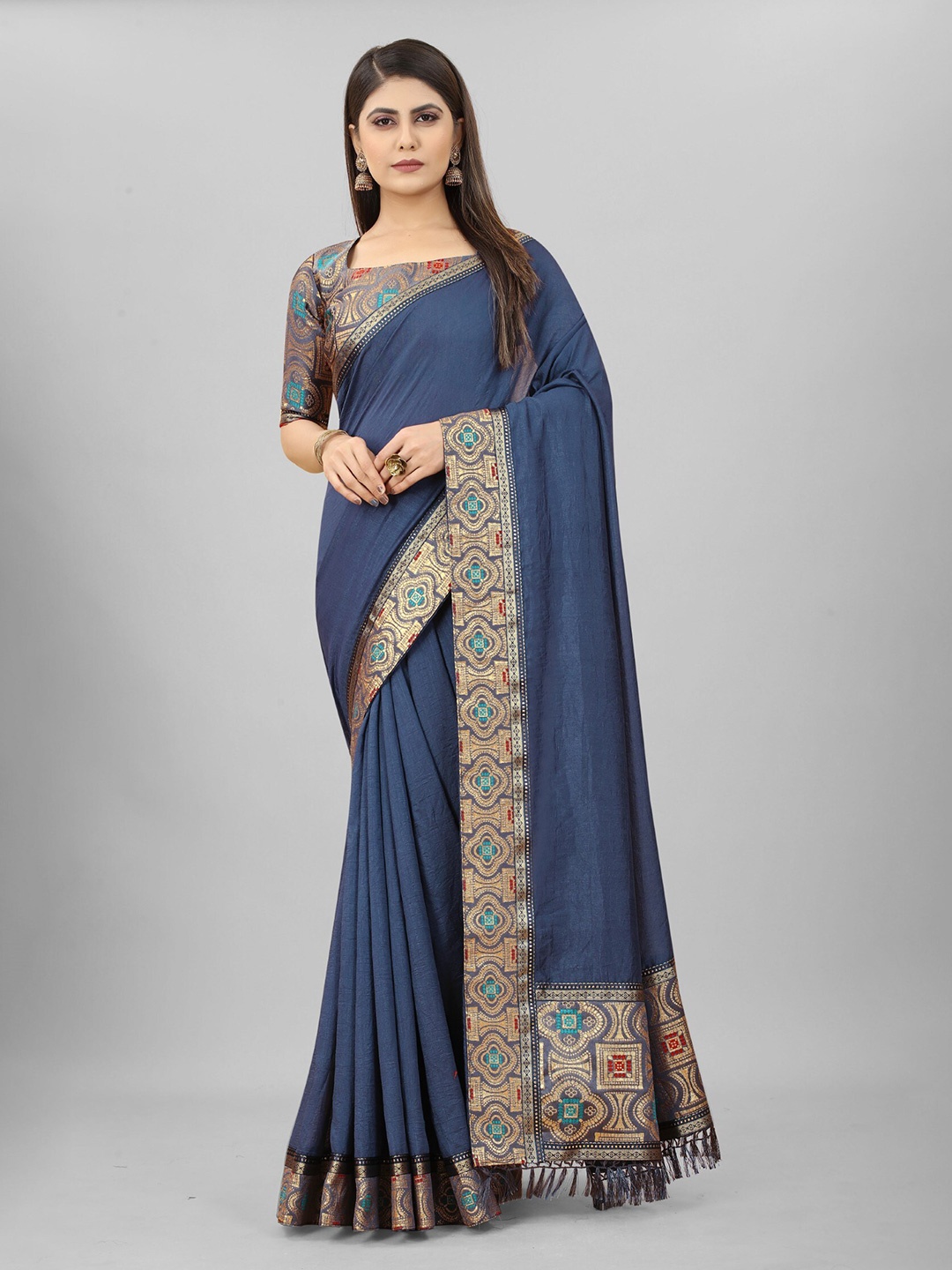 

ZEEPKART Zari Poly Silk Kanjeevaram Saree, Grey