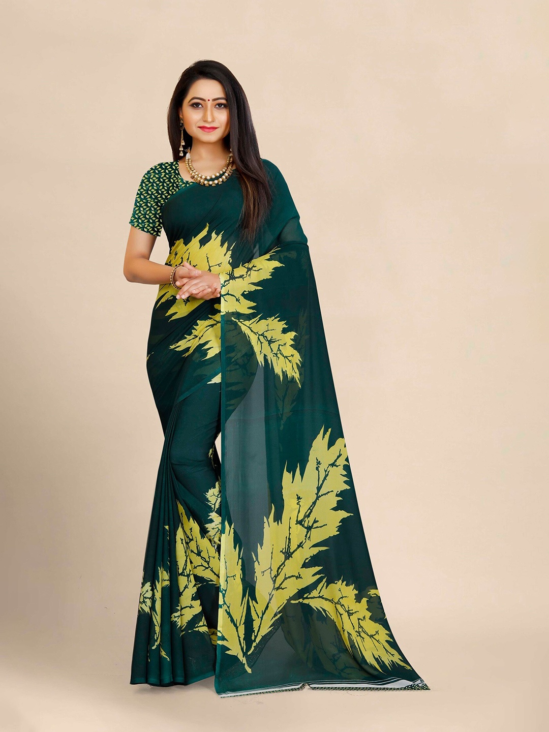 

ZEEPKART Floral Printed Saree, Green
