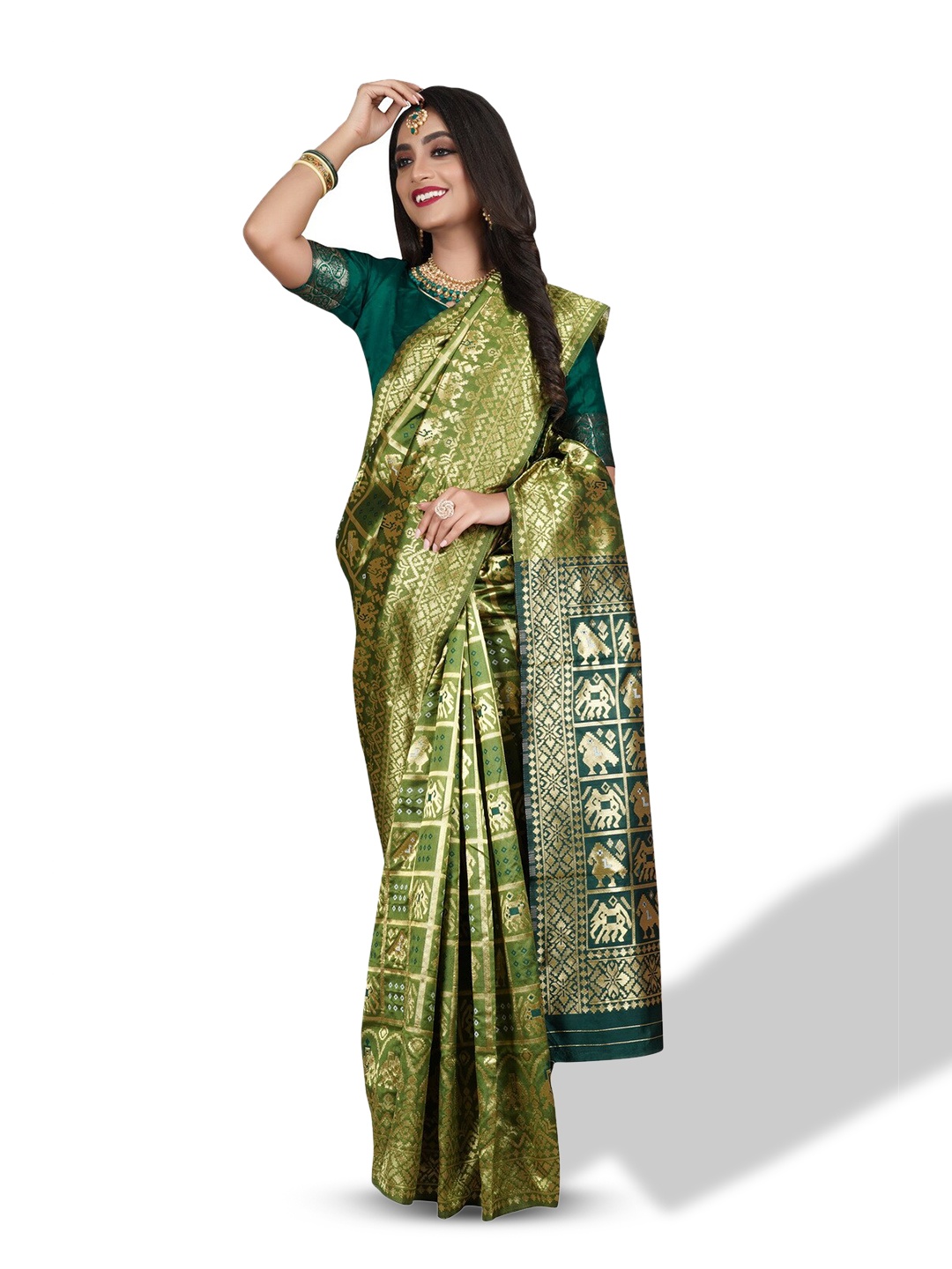 

ZEEPKART Geometric Woven Design Zari Kanjeevaram Saree, Green
