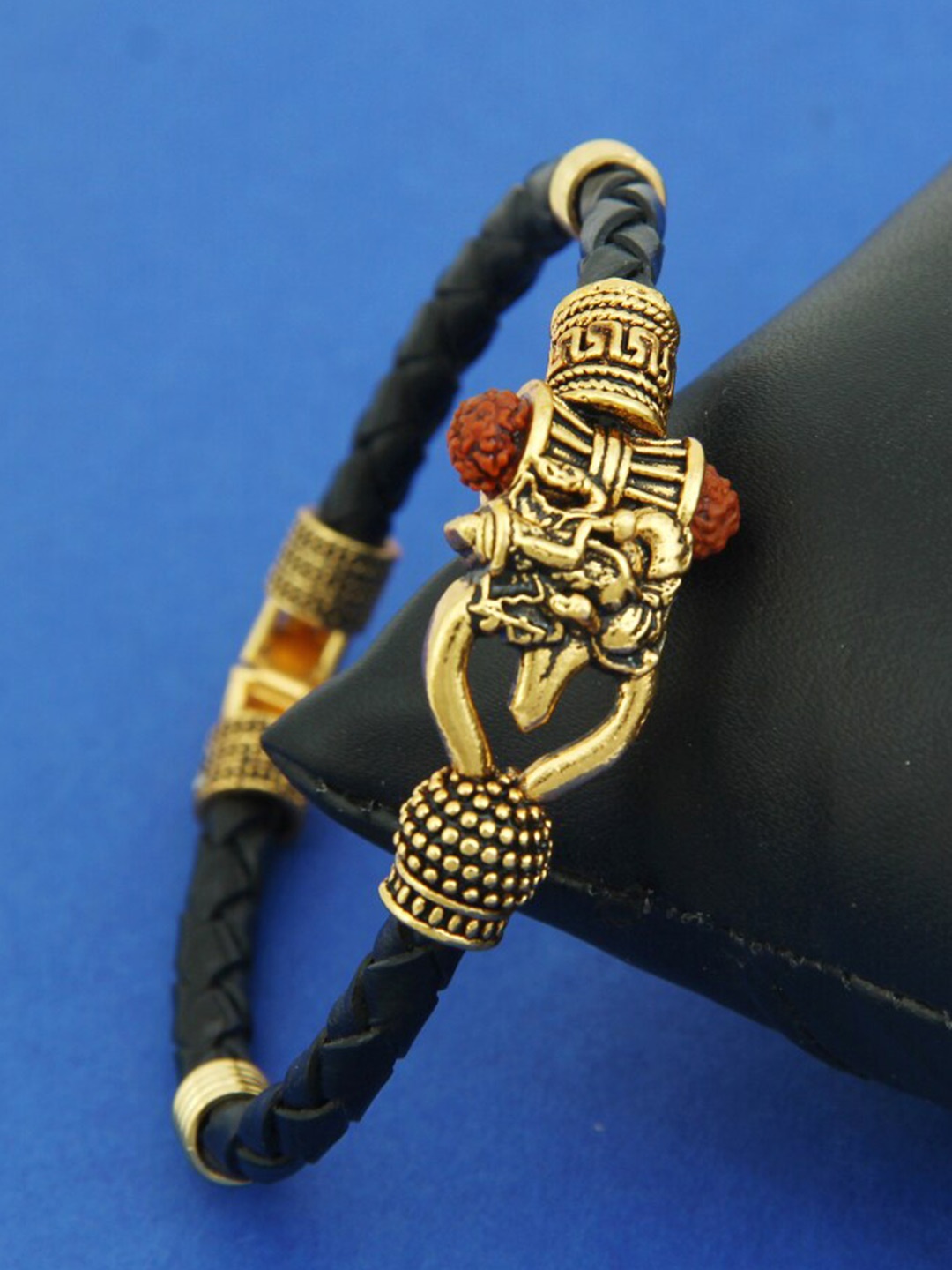 

FEMMIBELLA Men Gold-Plated Wraparound Rudraksha Bracelet