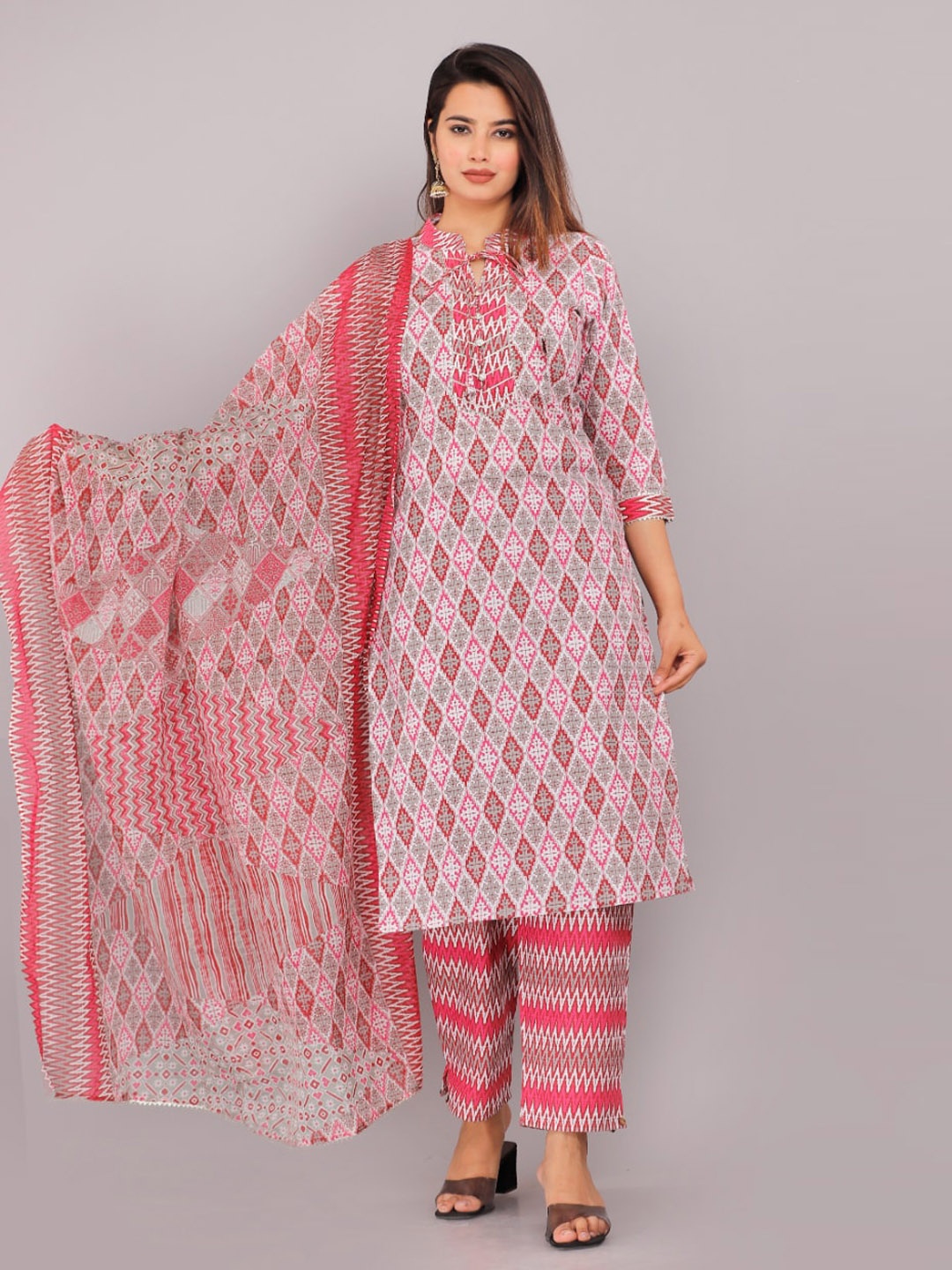 

KALINI Abstract Printed Gotta Patti Pure Cotton Kurta with Trousers & Dupatta, Pink